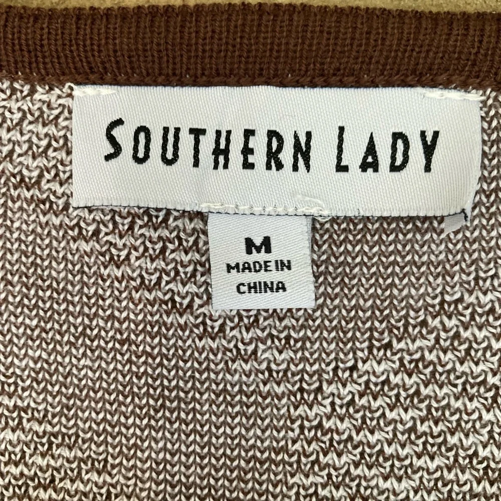 Southern Lady Brown Chevron Knit Sweater Size Medium